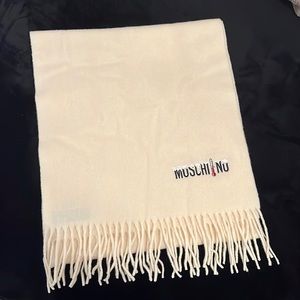 Moschino wool scarf